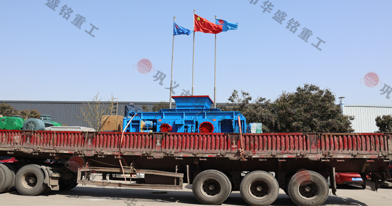 砂石料廠(chǎng)使用的破碎機(jī)有哪些？對(duì)輥破如何選型？
